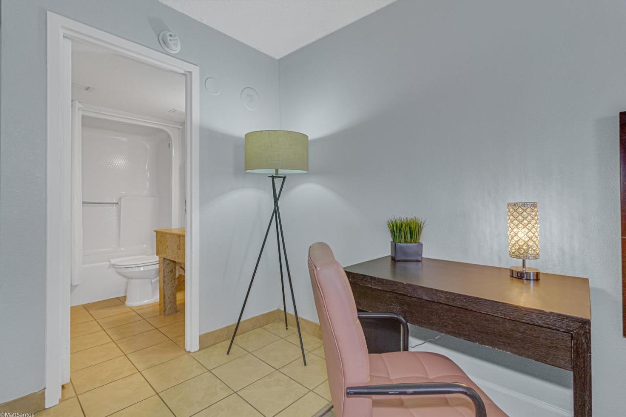 Winter Rates! Work With Breathtaking View, Direct Oceanfront Suite 413 マートルビーチ エクステリア 写真